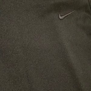 Nike dri fit black skirt, standard fit